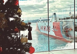 Armas Trasmediterránea impulsa el puente marítimo que mueve la Navidad en las islas