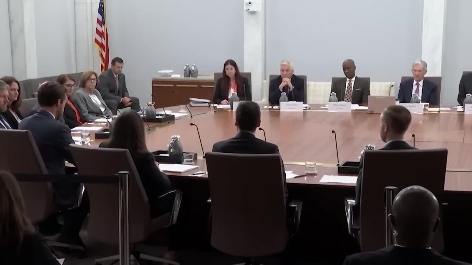 La Fed mantiene los tipos de interés por segunda vez y advierte del aumento de la incertidumbre