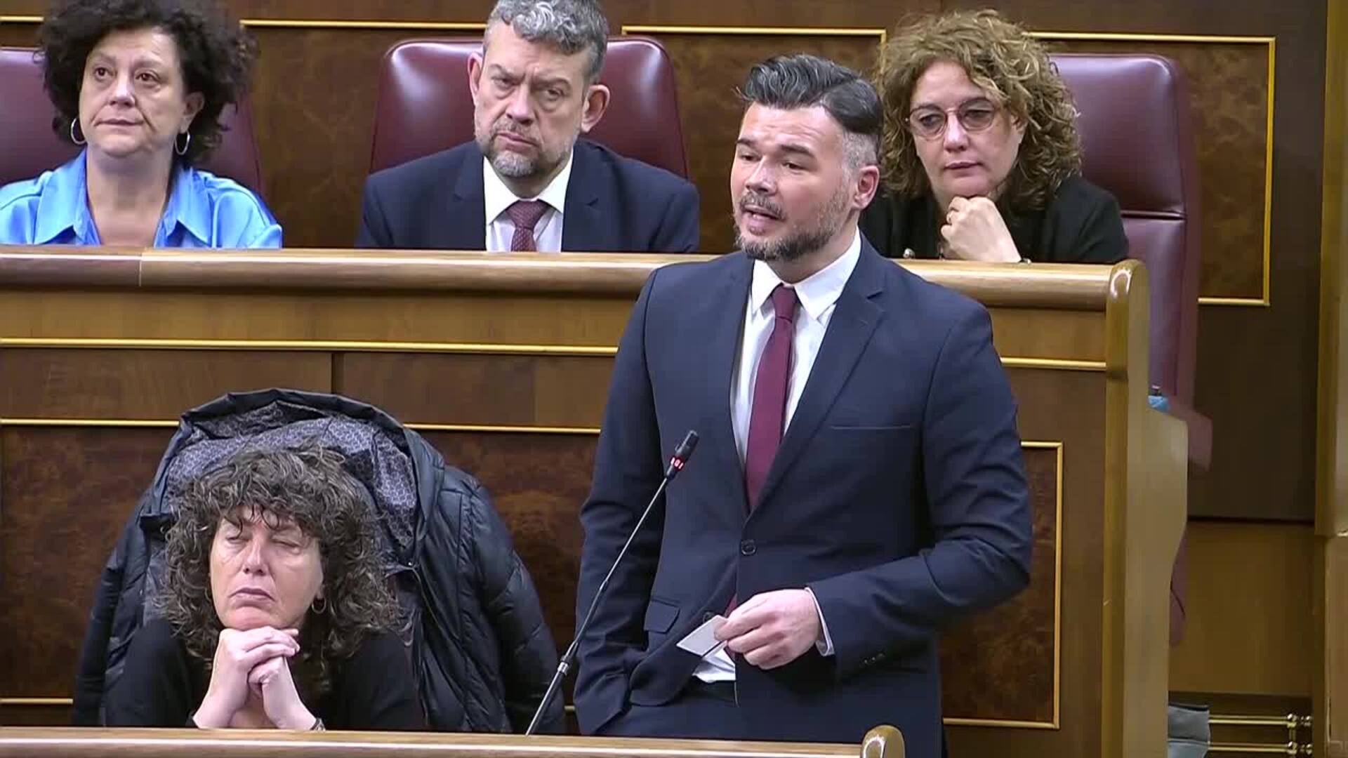 Rufián asegura que Rodalies es "un infierno" y Sánchez admite "dificultades"