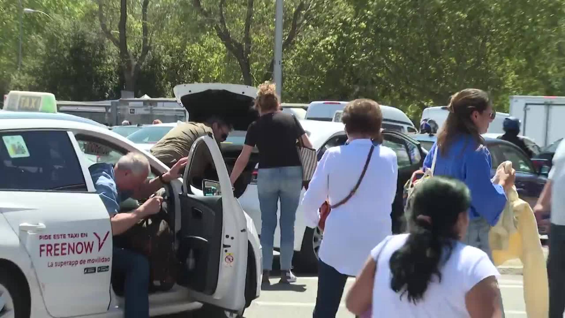 El apagón eléctrico provoca gran tráfico en Cibeles sin el funcionamiento de los semáforos