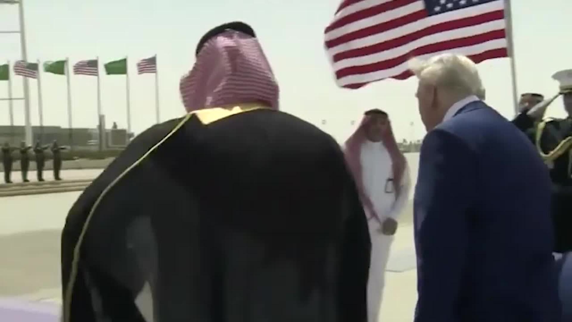 Trump cierra en Arabia Saudí acuerdos en defensa por valor de 127.000 millones de euros