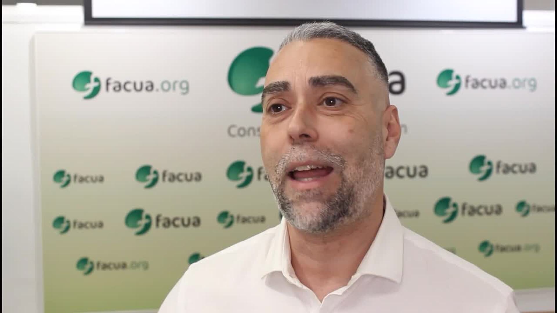 Ocho de cada diez ciudadanos apoya la prohibición de fumar en terrazas, según Facua