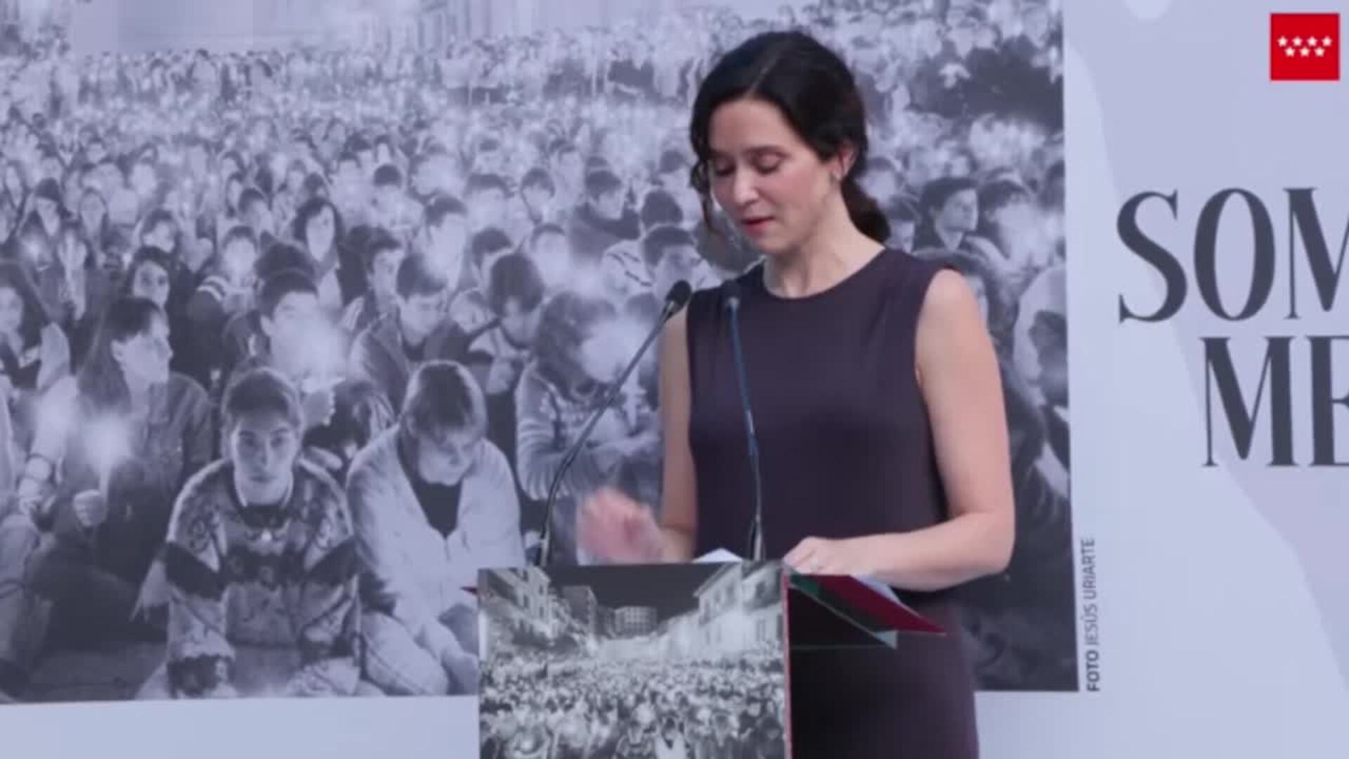 Ayuso pide el regreso del "espíritu de Ermua" en el acto por la muerte de Miguel Ángel Blanco