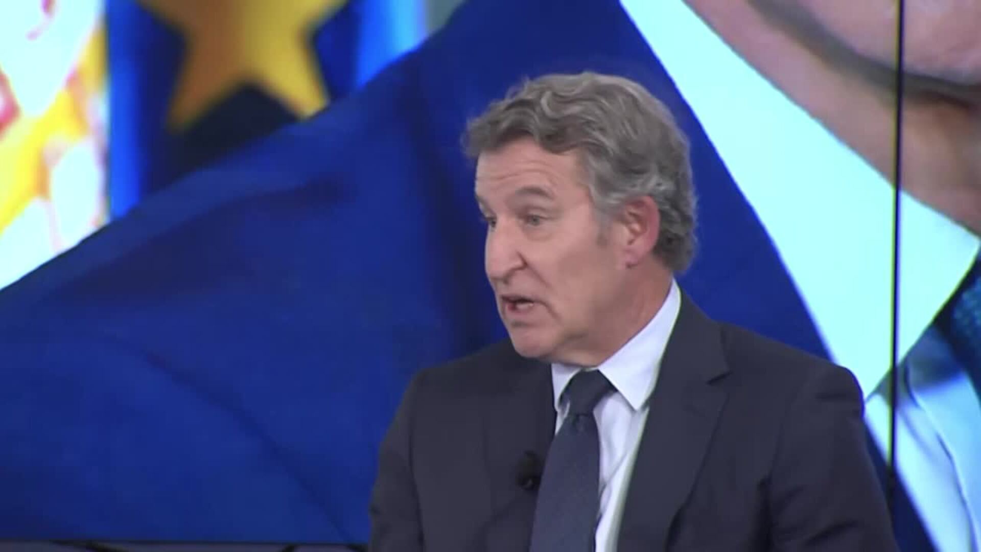 Feijóo dice que 550.000 inmigrantes reciben ayudas sin trabajar y rechaza regularización masiva