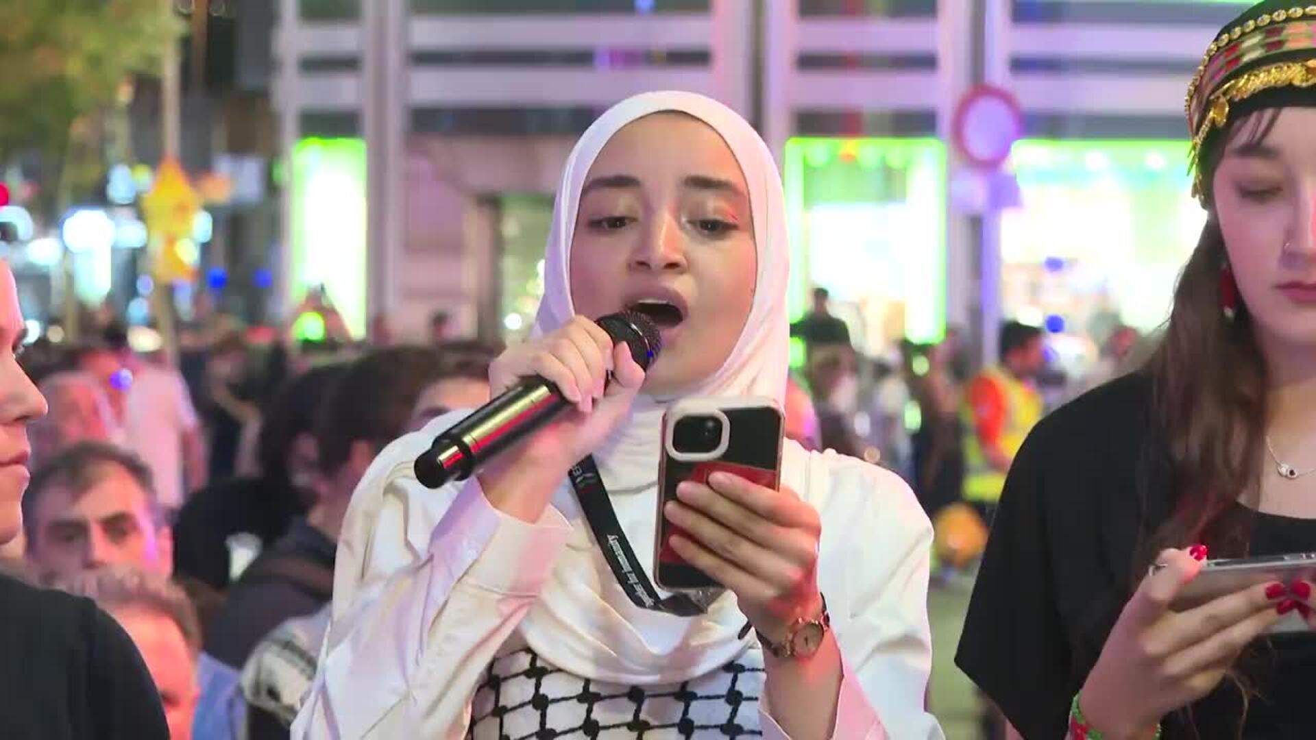 Unas 100.000 personas piden en Madrid un "alto al genocidio" en Gaza