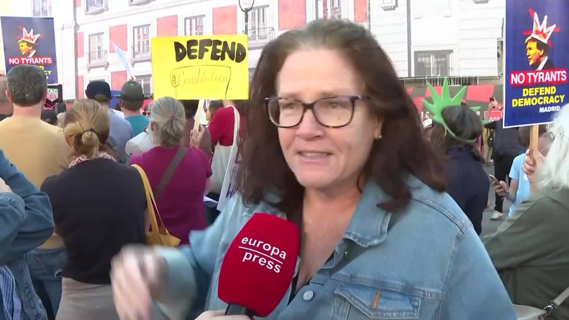 Miles de ciudades acogen las protestas más grandes contra la segunda Administración Trump