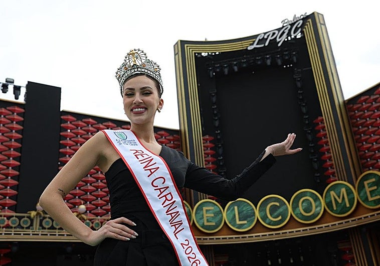 Así es la reina Carla, la rosa 50 del carnaval de Las Palmas de Gran Canaria