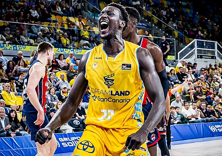 La eclosión de Kuath, la mejor noticia del Gran Canaria: 35 de valoración en Granada