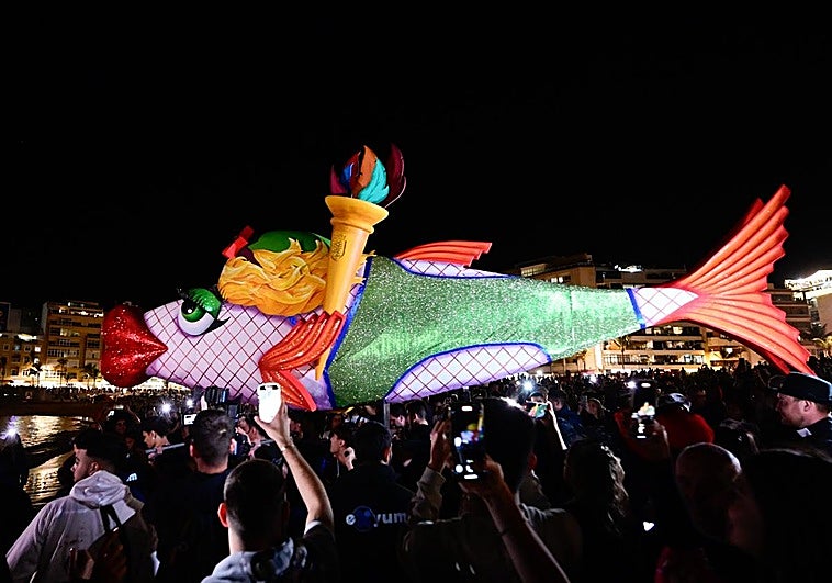 Horario, recorrido y cortes de tráfico del entierro de la sardina del carnaval de Las Palmas de Gran Canaria 2026