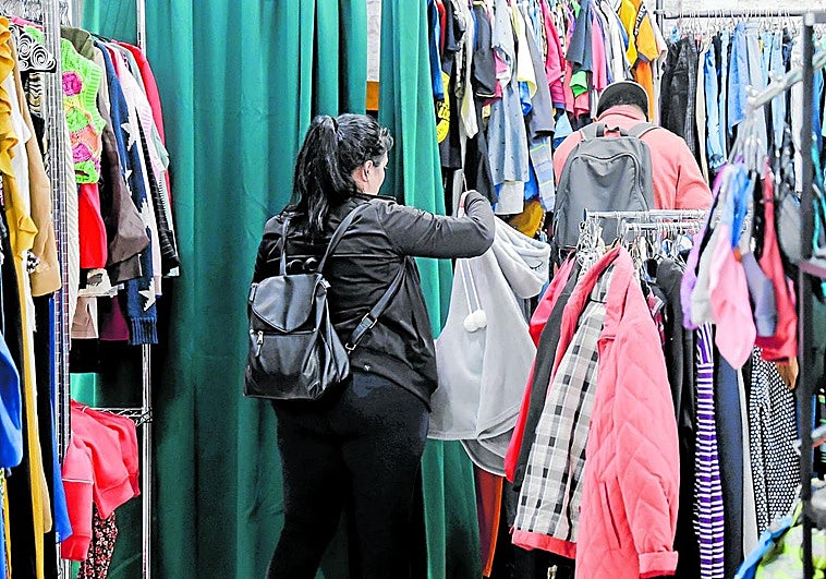 Los altos precios ‘empujan’ al consumidor canario al mercado de segunda mano