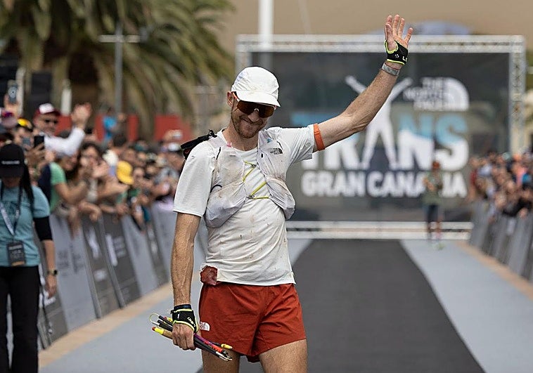 Jonathan Albon escala a lo más alto en la Classic de The North Face Transgrancanaria 2026