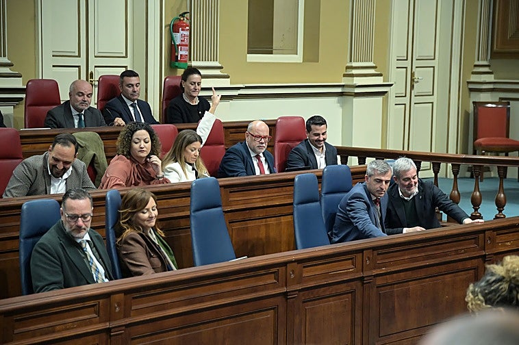 Los grupos del Gobierno presumen de estabilidad y marcan desafíos para este año