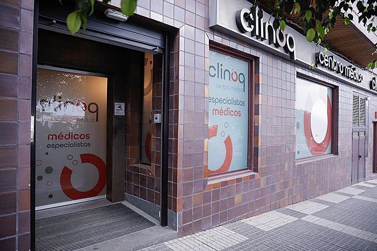 El Ayuntamiento ordena la paralización de la actividad voluntaria en el Centro Médico Clinoq