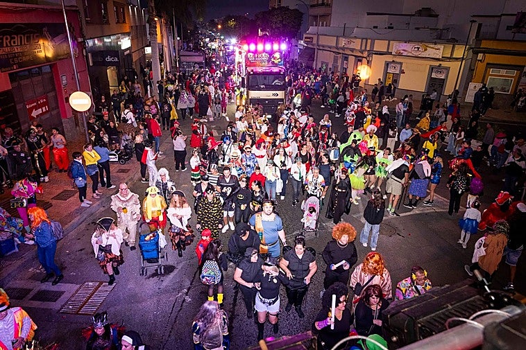 Vecindario se echa a la calle