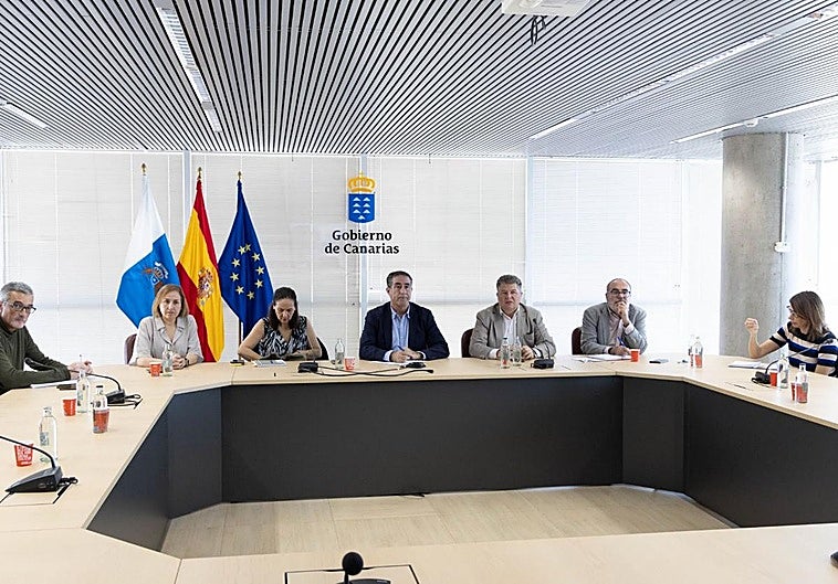 Falta personal sociosanitario en Canarias: hay titulados pero el empleo no atrae