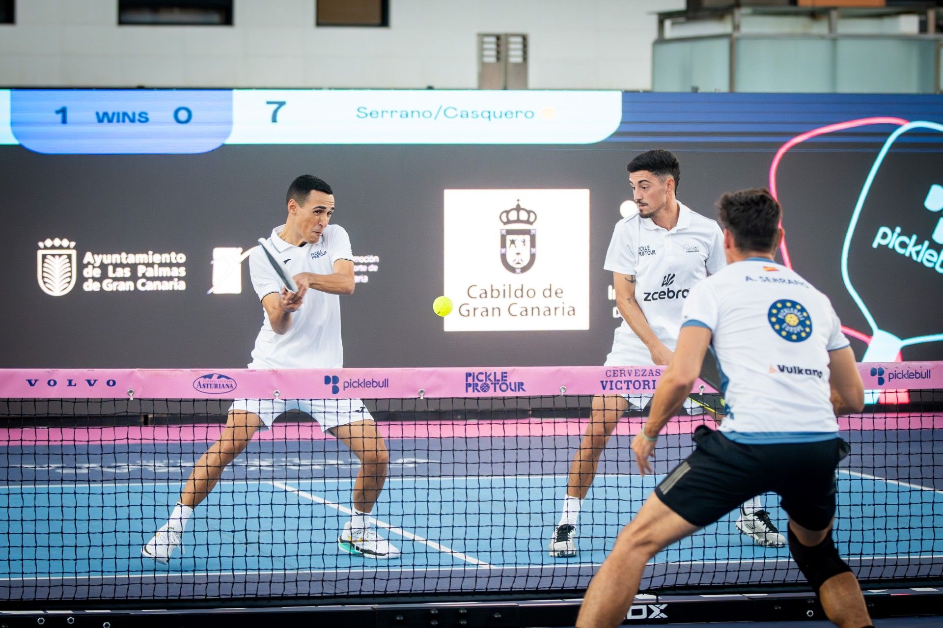 CANARIAS7 sortea una pala de pickleball con motivo del Pickle Pro Tour
