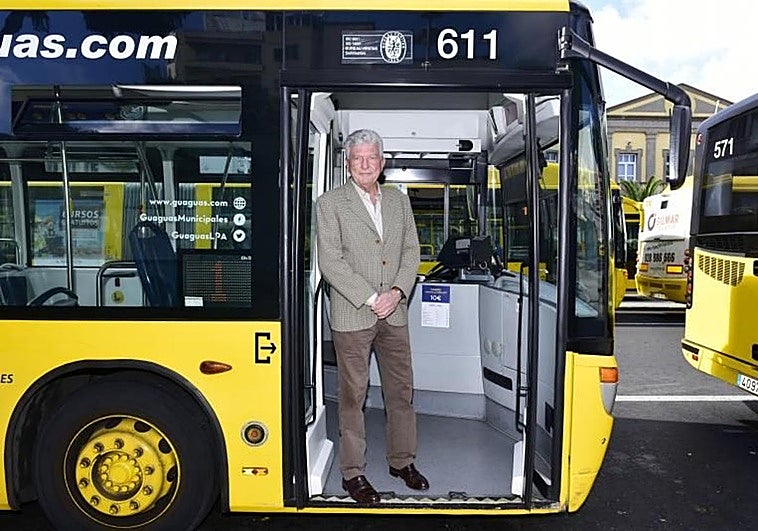 Pedro Quevedo, al mando de Guaguas: «Vuelve a Nueva Canarias, ¿o prefiere que esté en manos de un tránsfuga?»