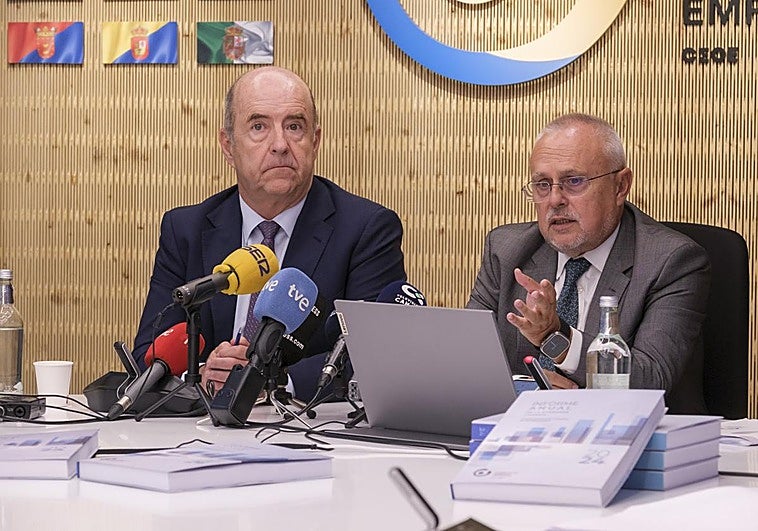 La patronal insta al Gobierno a crear ya el comité de expertos del REF que validó el Parlamento