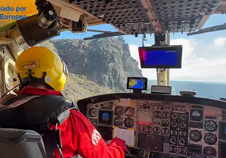 Un amplio operativo busca a un buceador desaparecido en la costa de La Gomera