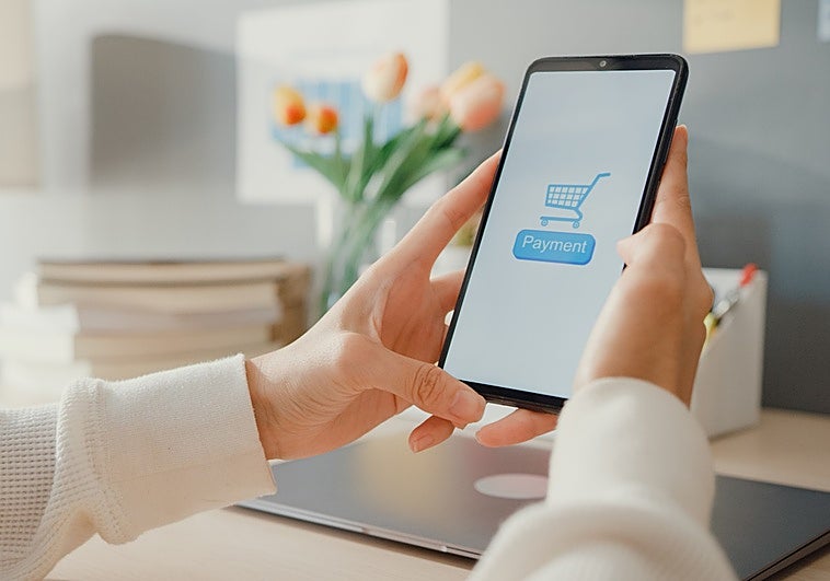 Canarias, a la espera de aclarar dudas para ver cómo aplica el arancel de 3 euros a las compras de China