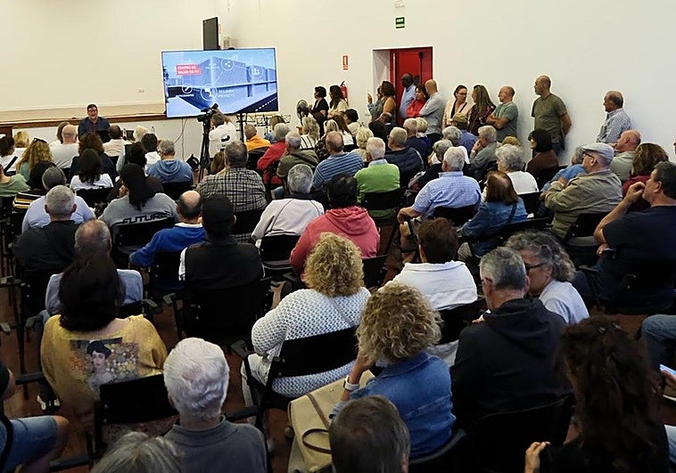 Playa Honda «merece un centro de salud»