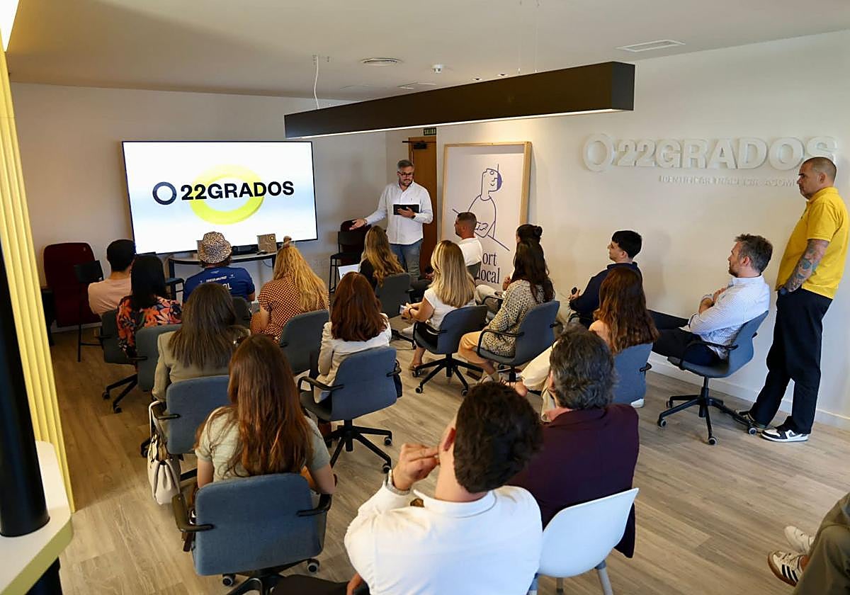 La autenticidad, el humor y las microcomunidades redefi nen el infl uencer marketing en Canarias