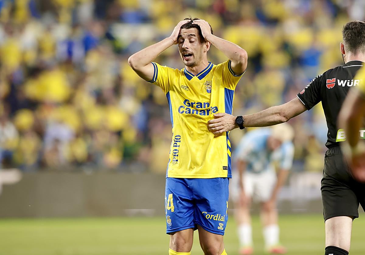 La abrumadora realidad ante el Málaga: cero de tres, sin goles a favor y con todo en contra para la vuelta