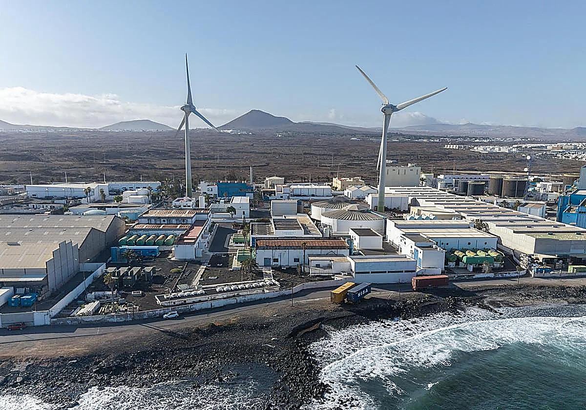 Más de veinte localidades de Lanzarote sin agua, al dañarse dos desaladoras