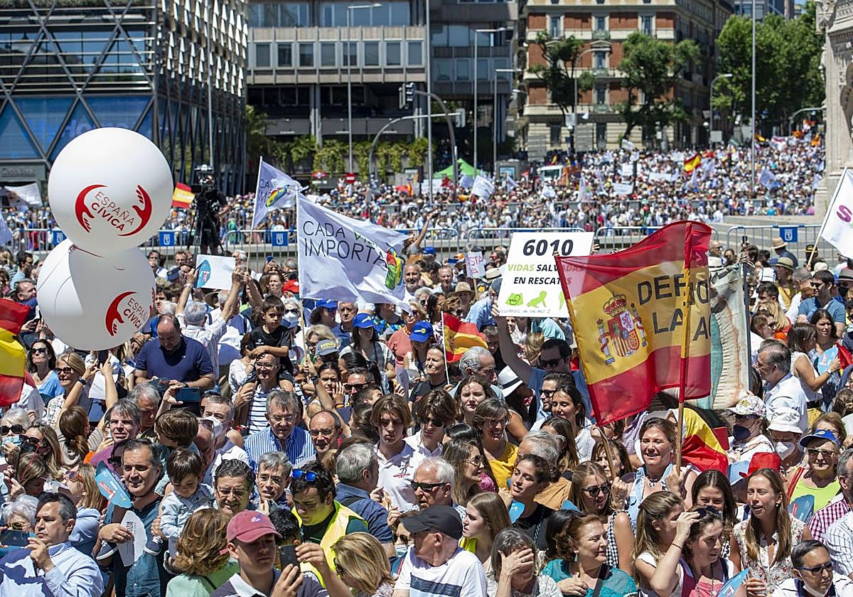 El aborto sí, el divorcio no: cansinos