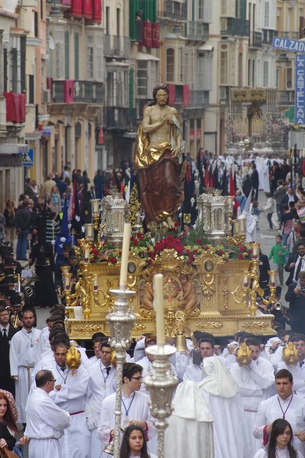 Un fuerte chaparrón desluce la procesión del Resucitado