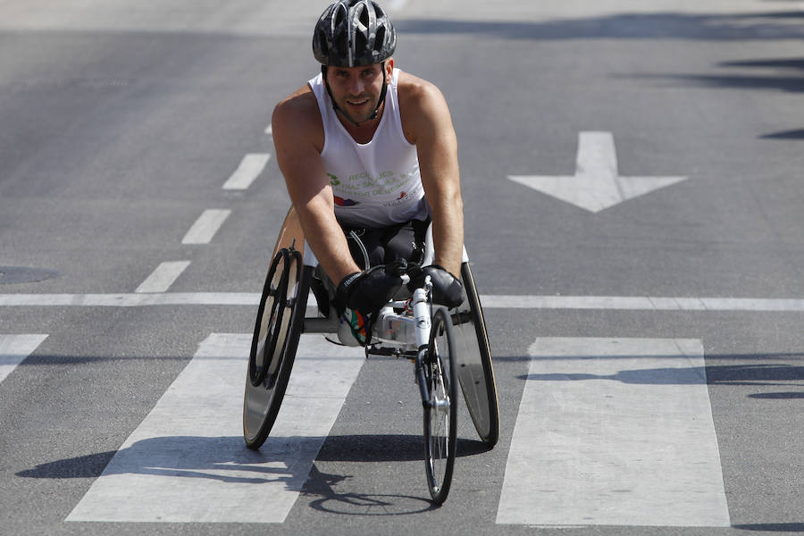 La 18 Carrera Urbana por la Integración en el Parque de Huelin, en imágenes