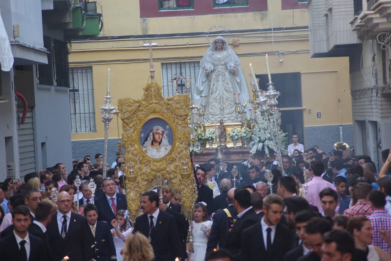 La Virgen del Rocio, recorre la Victoria