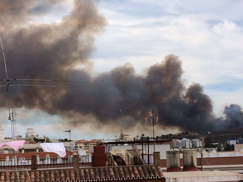 Fotos del incendio declarado en Mijas