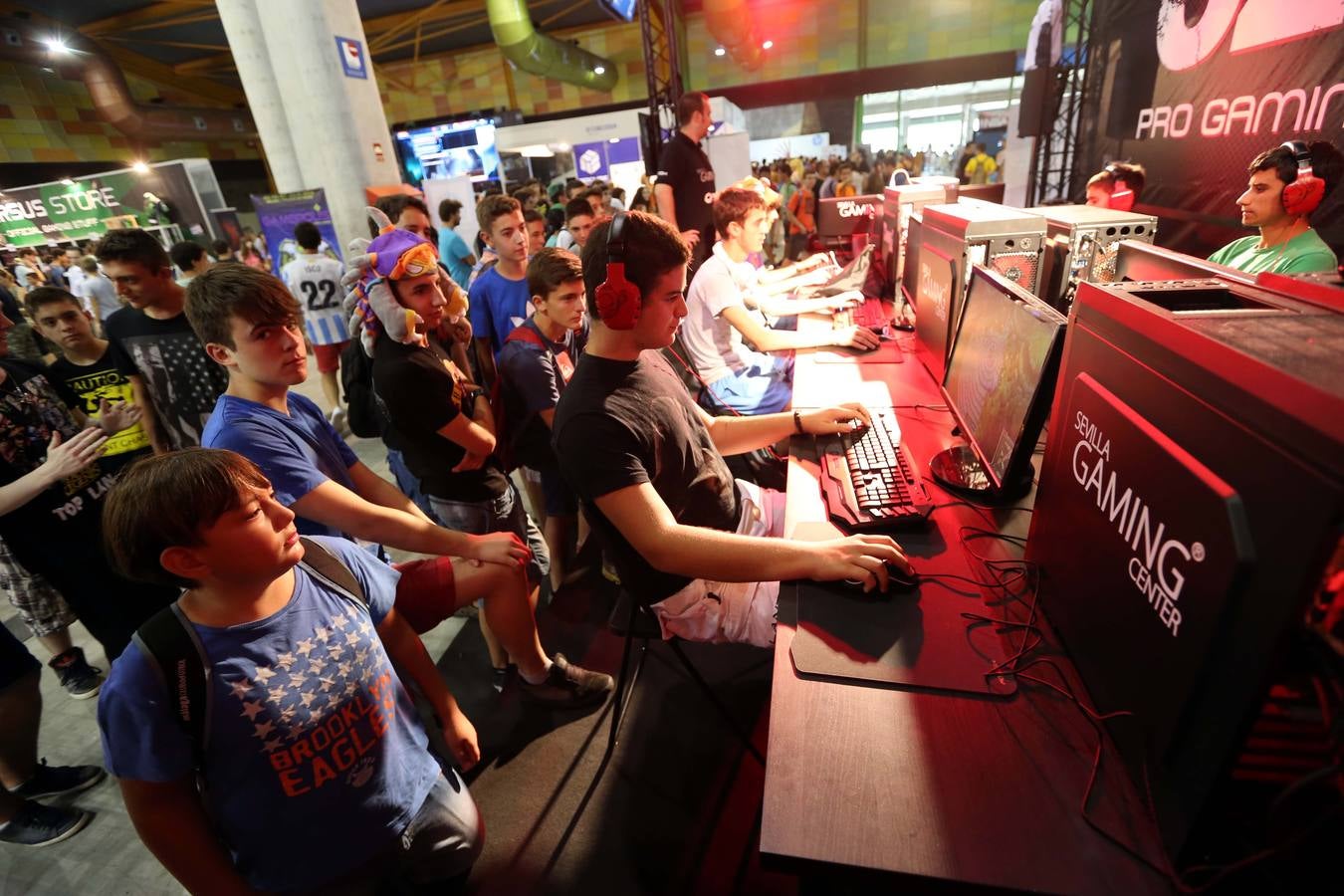 Fotos de la segunda edición de Gamepolis en Málaga