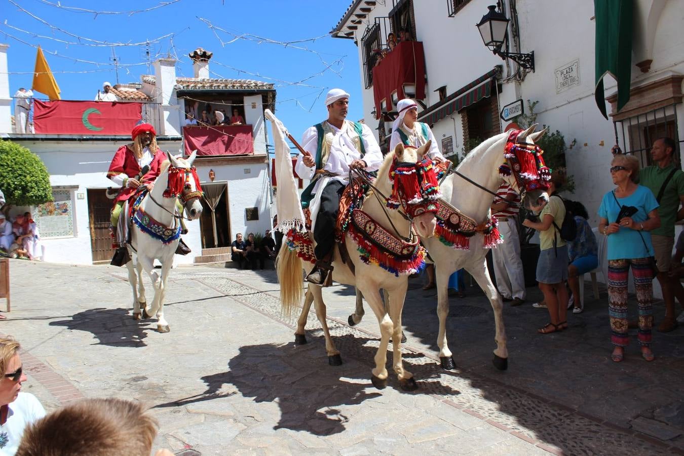 Benalauría celebra su fiesta de Moros y Cristianos