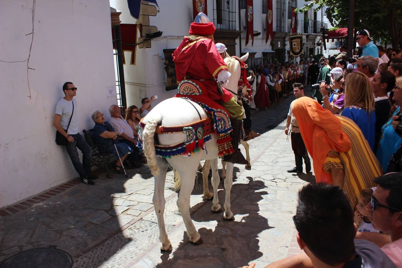 Benalauría celebra su fiesta de Moros y Cristianos