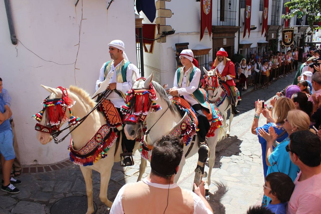 Benalauría celebra su fiesta de Moros y Cristianos