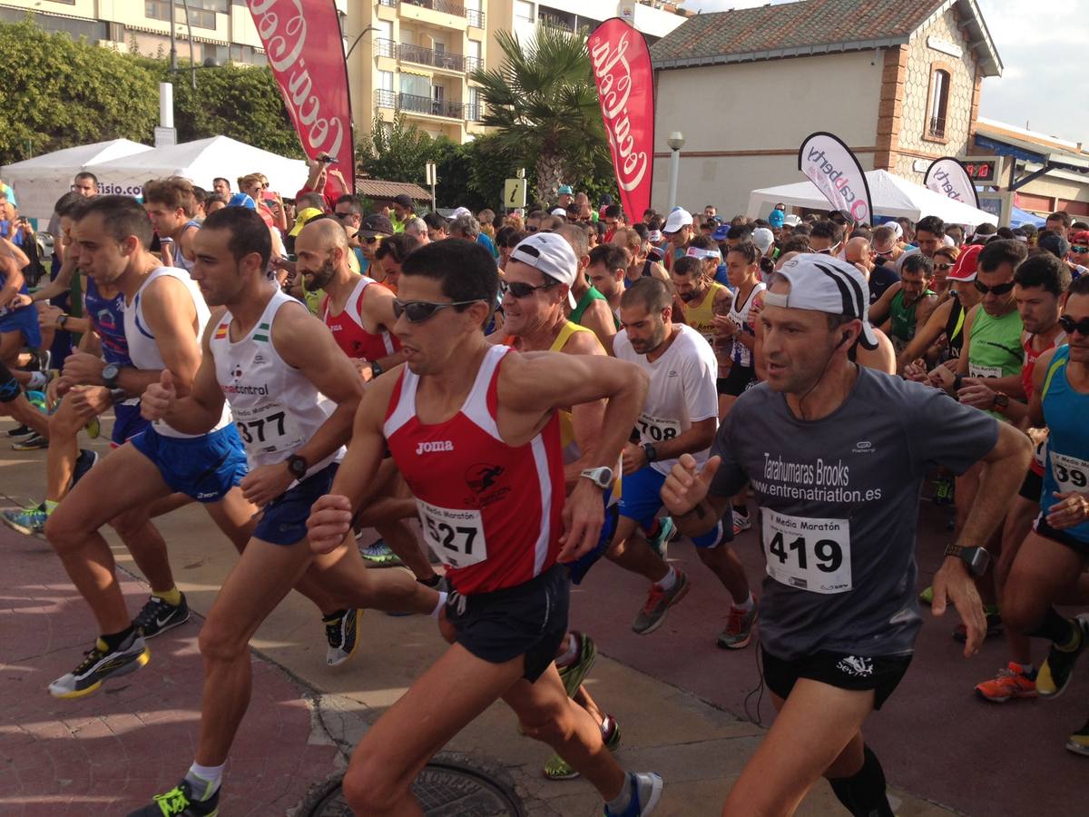 Participantes en la Media Maratón de Rincón de la Victoria
