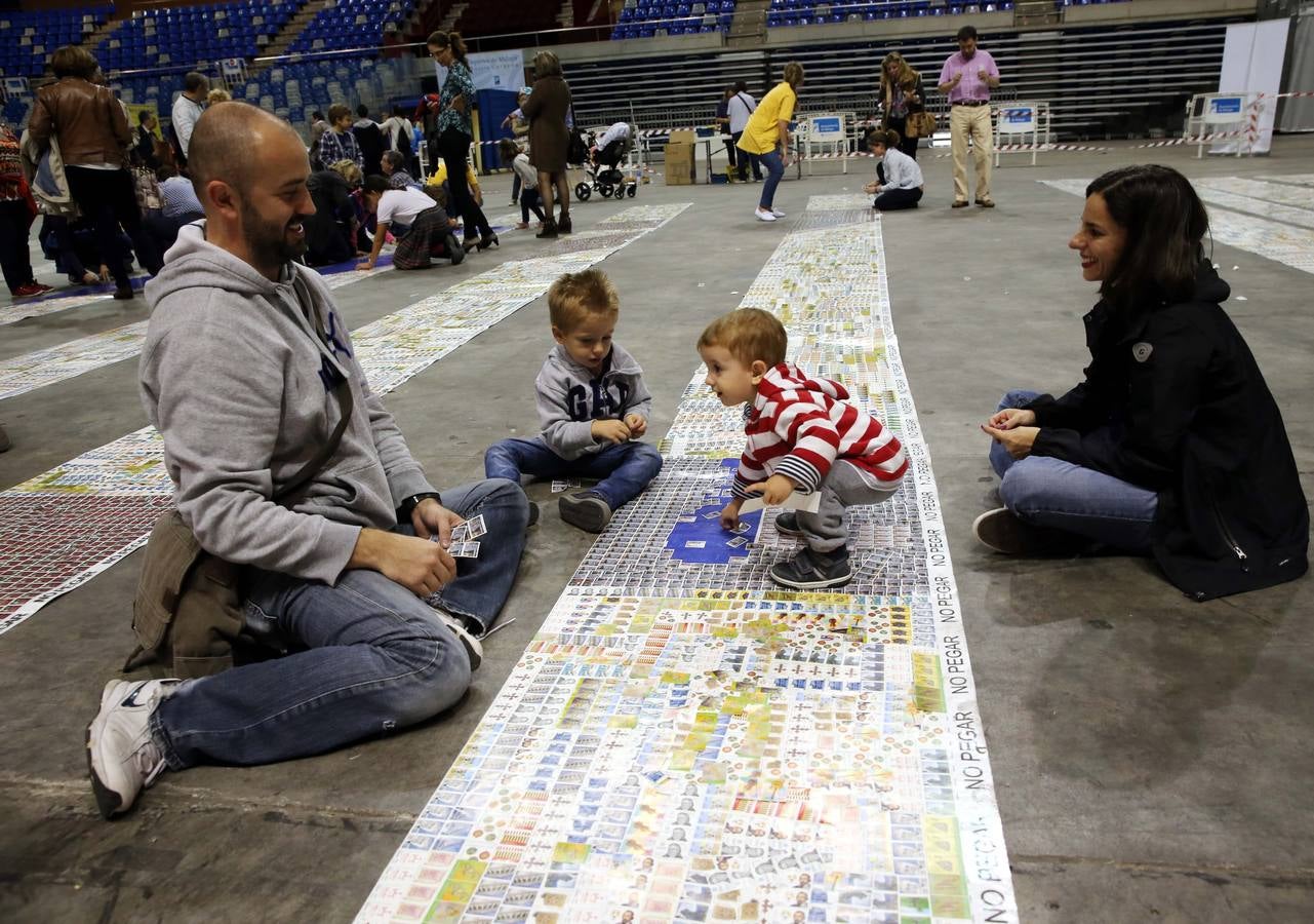 Málaga intenta batir un récord mundial de sellos