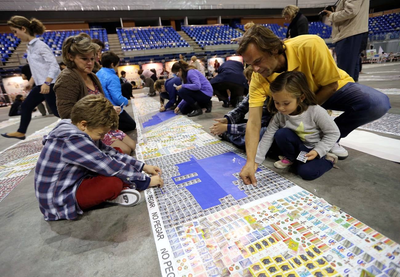 Málaga intenta batir un récord mundial de sellos