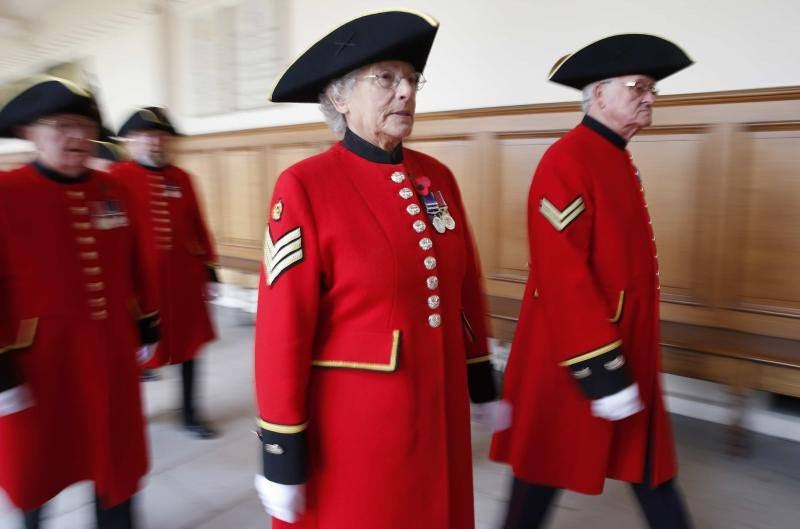Desfile de los Chelsea Pensioners en Londres