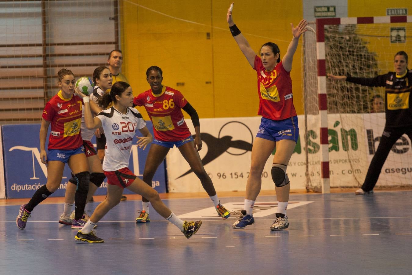 Balonmano: España-Túnez, en imágenes