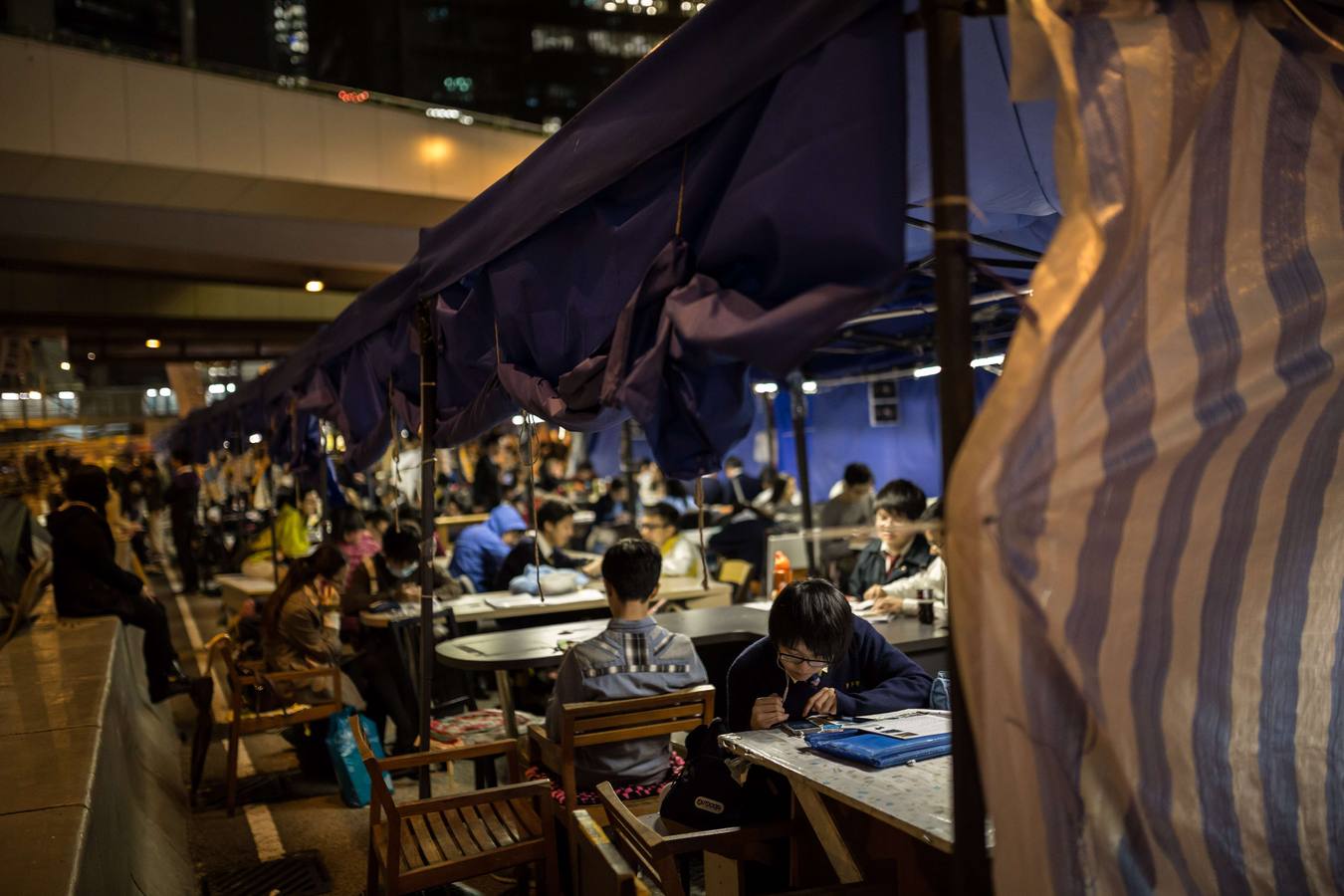 Las protestas estudiantiles colapsan Hong Kong