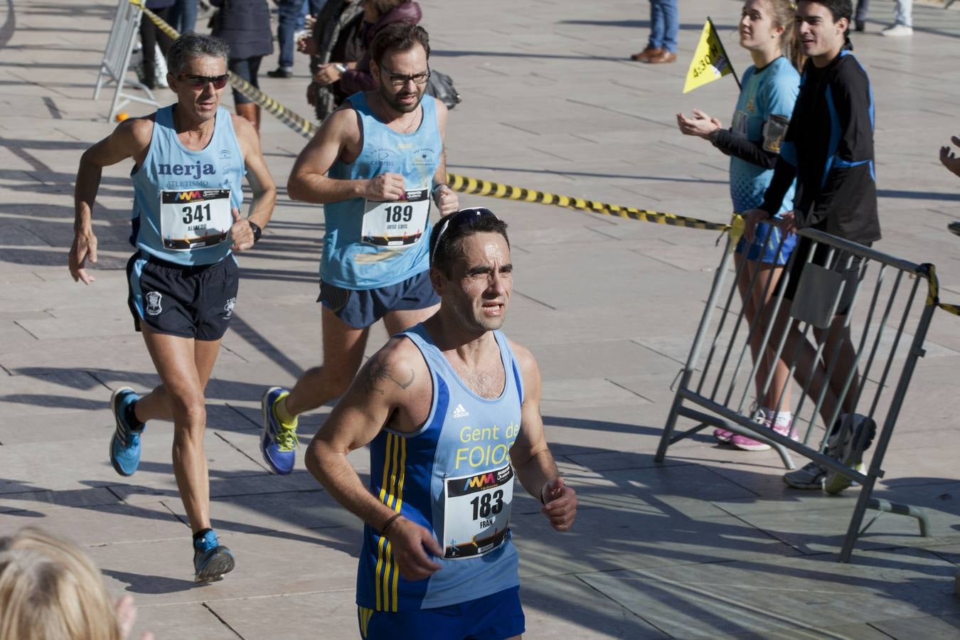 Los corredores, por las calles del Centro
