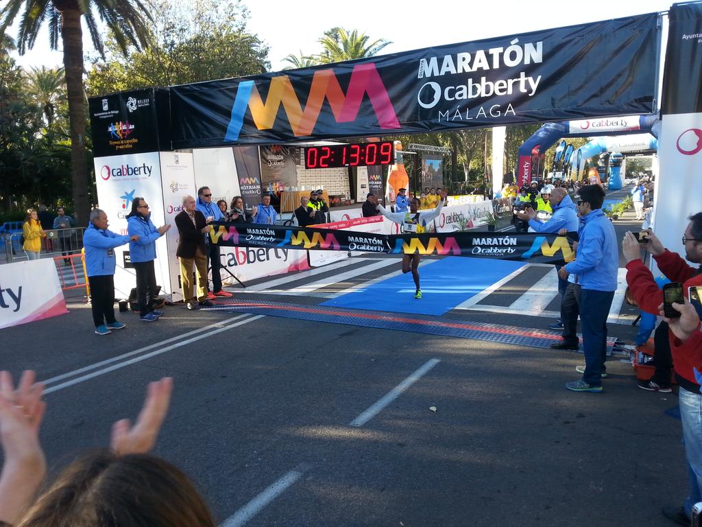 Primeras imágenes desde el Maratón Cabberty de Málaga
