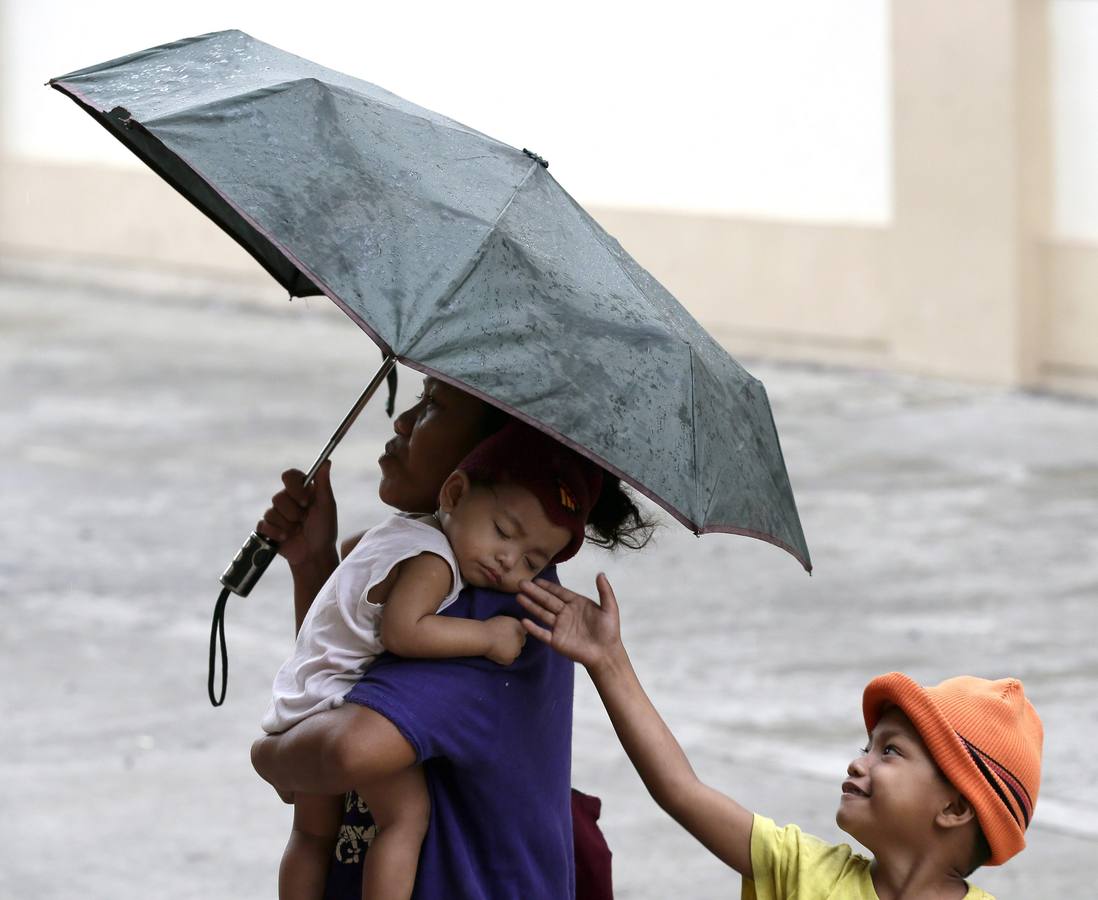 El paso de Hagupit, en imágenes