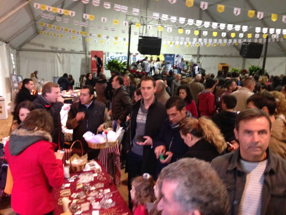 En imágenes, la XV edición de la Feria del Mosto y la Chacina de Colmenar