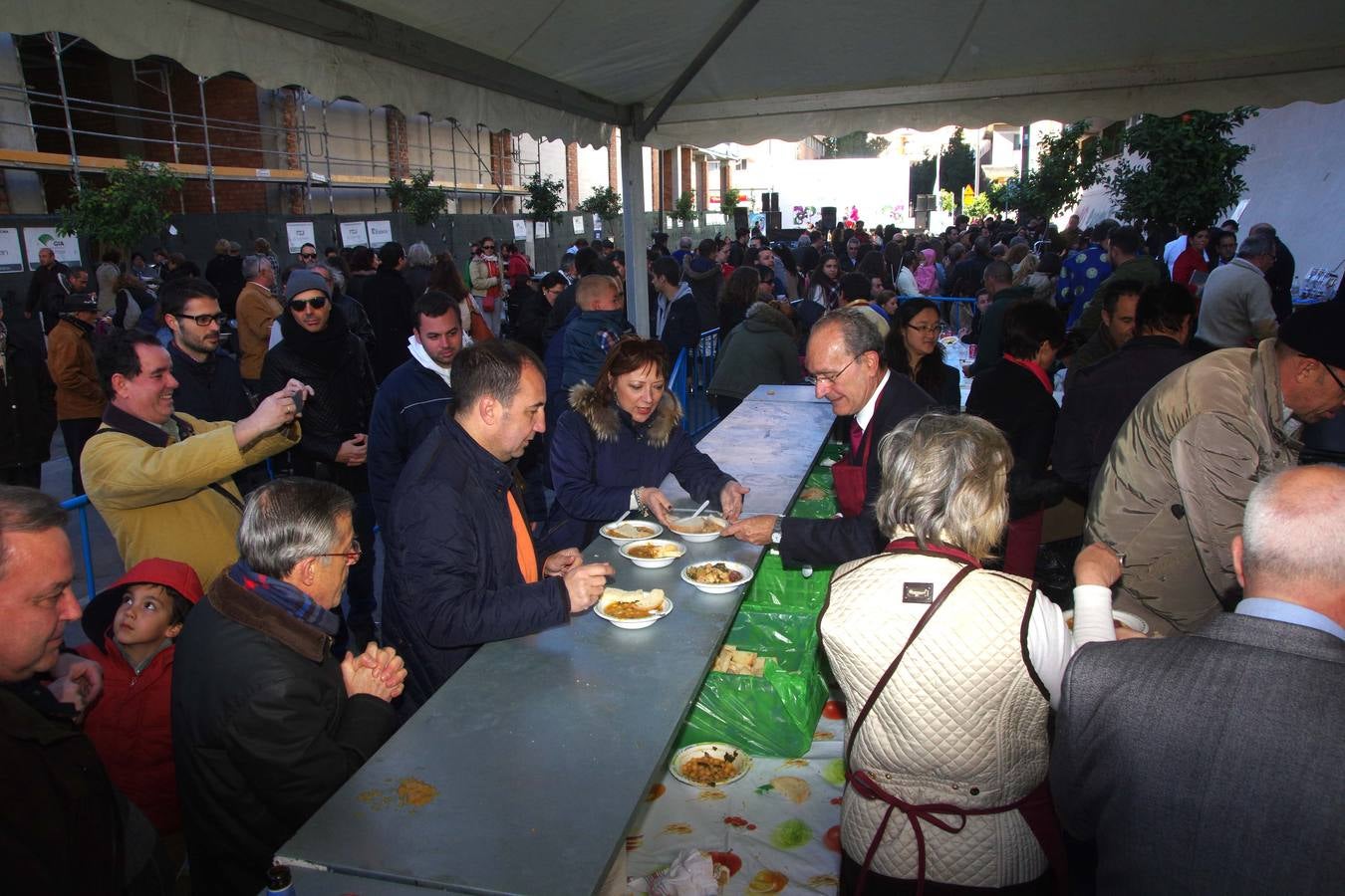 Potaje perchelero para abrir las semifinales del Carnaval