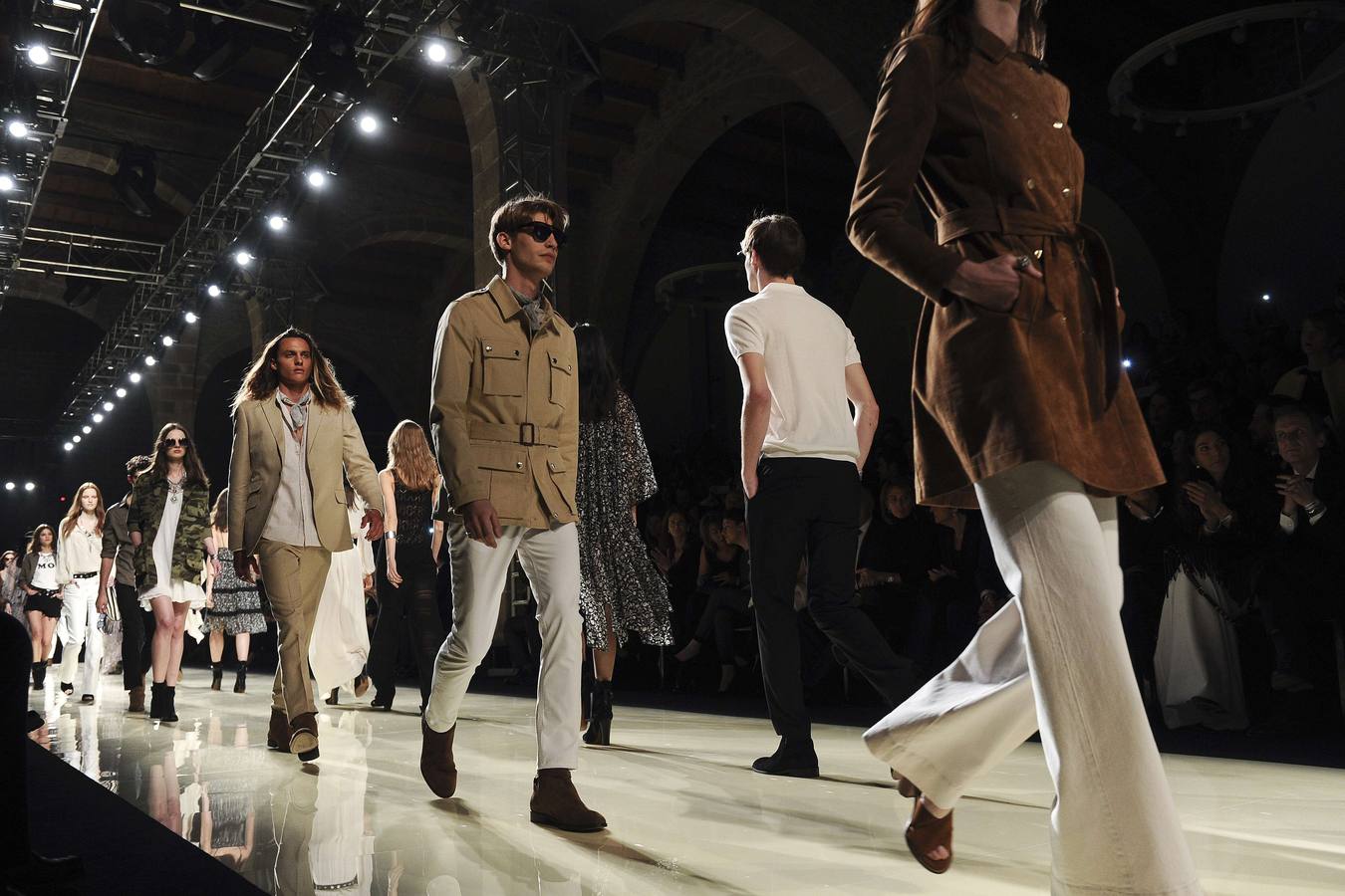 El desfile de Mango, en imágenes