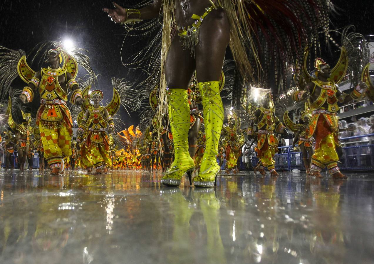 Brasil celebra su gran fiesta
